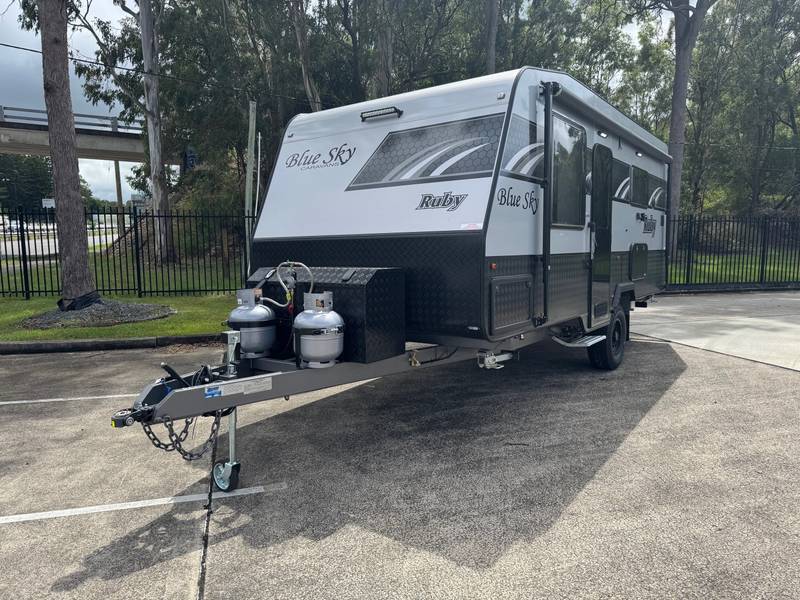 Blue Sky Ruby 18ft6 Off Road Centre Door, Off Road caravan