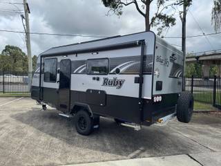 Blue Sky Ruby 18ft6 Off Road Centre Door view 4