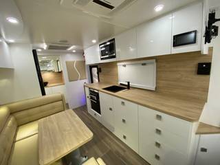 Sunrise Calypso 22ft Club Lounge view 16