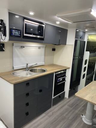 Sunrise Family Adventure 21ft6 Semi Off Road view 12