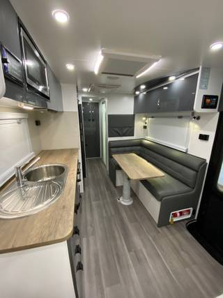 Sunrise Family Adventure 21ft6 Semi Off Road view 16