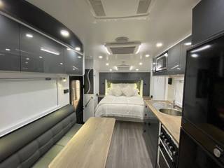 Sunrise Family Adventure 21ft6 Semi Off Road view 25
