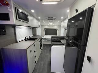 Sunrise St Tropez 21ft Semi Off Road view 27