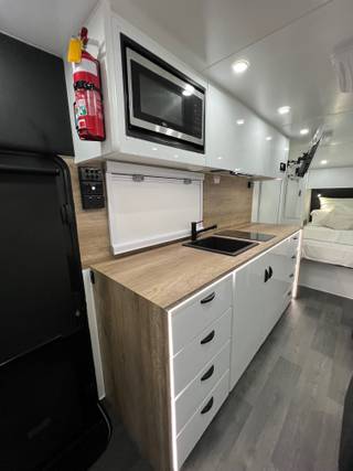 Sunrise Wild Warrior 21ft Off Road view 27