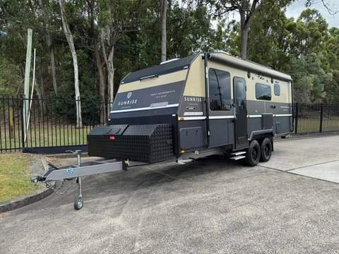 Sunrise Family Adventure Bunk 21ft6, Off Road caravan