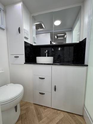 Sunrise La Maison 23ft6 Front Wardrobes view 12