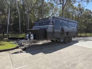 Sunrise Tropicana 22ft Larger Ensuite view 1
